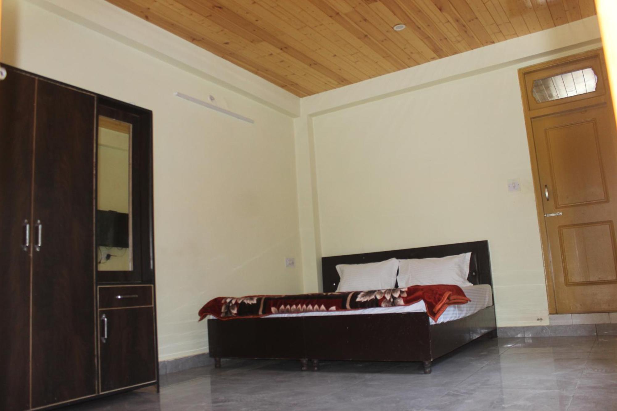 קאסול Moonlight Guest House מראה חיצוני תמונה