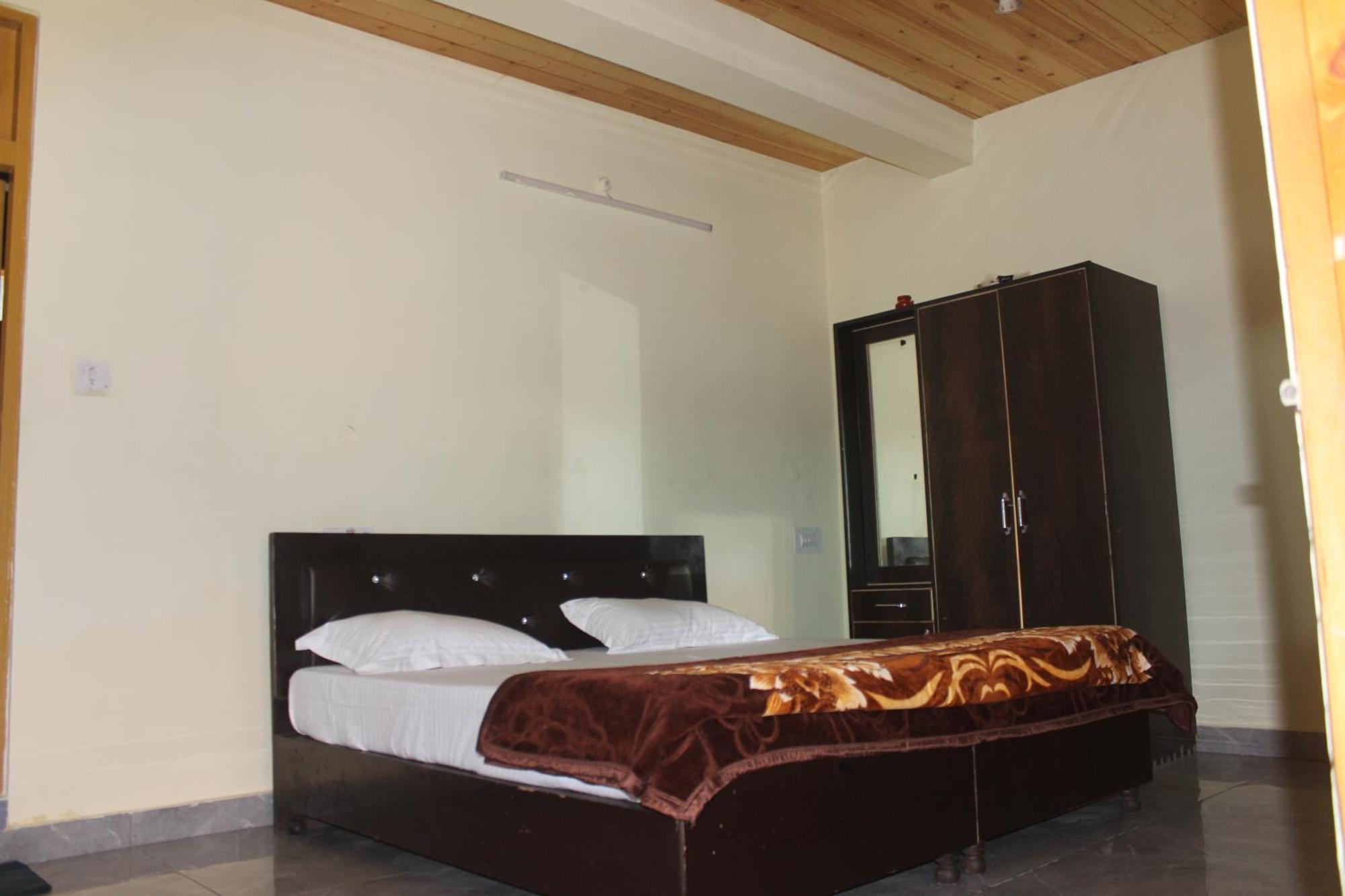 קאסול Moonlight Guest House מראה חיצוני תמונה